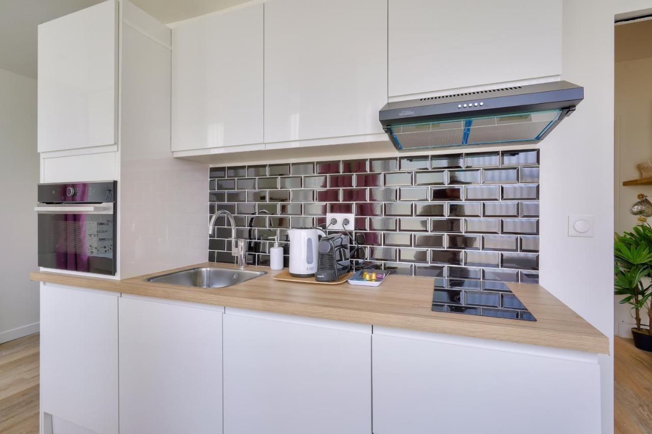 Sweet Apartment In The Heat Of The 15Th Париж Екстериор снимка