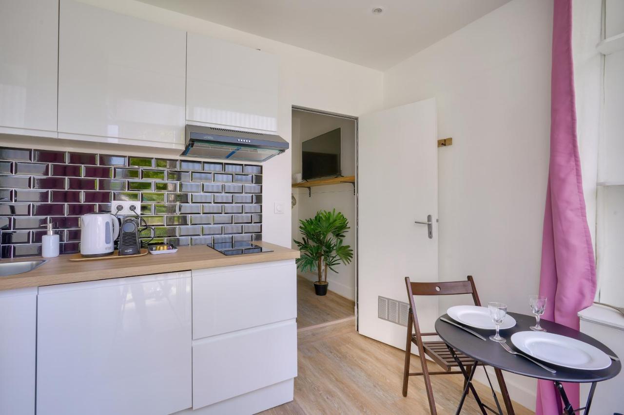 Sweet Apartment In The Heat Of The 15Th Париж Екстериор снимка